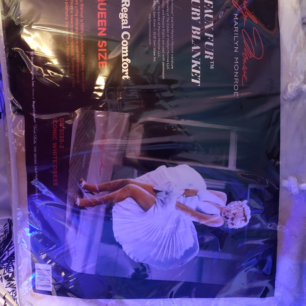Marilyn Monroe Queen size Blanket